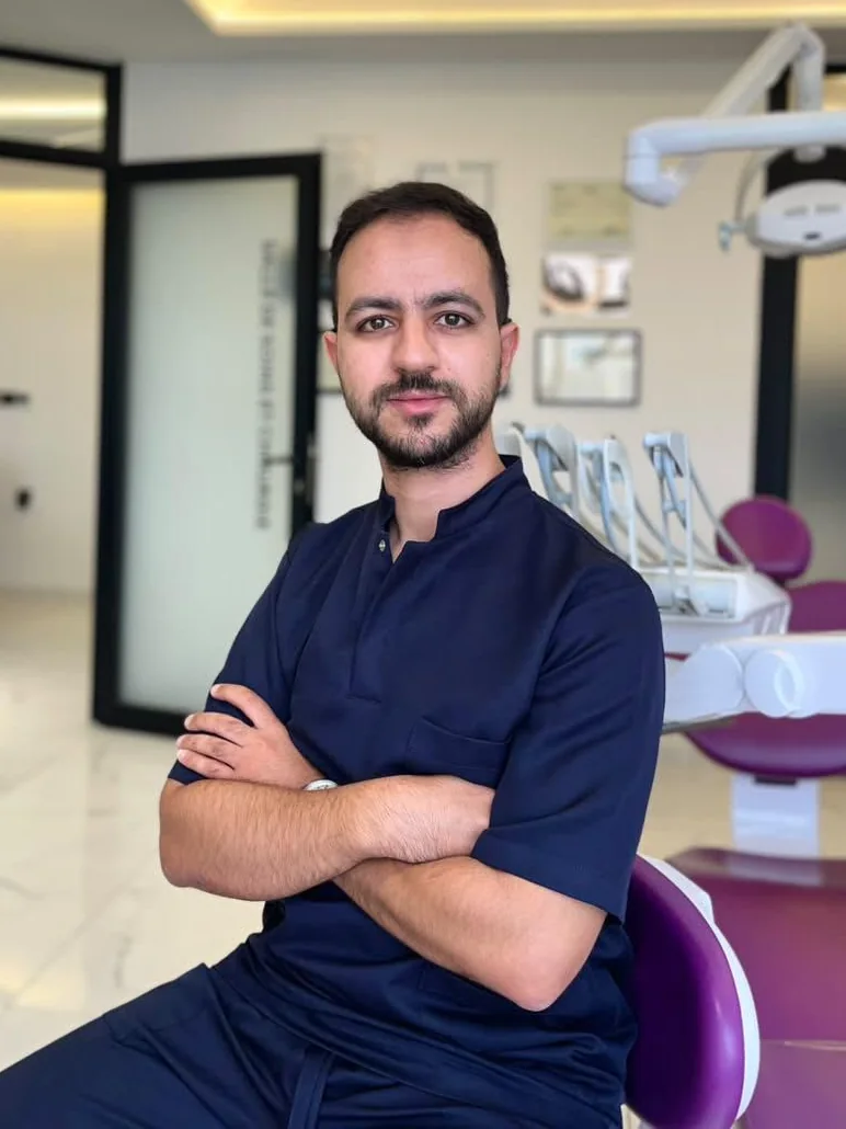 Dr Yassine Akerkkaou, chirurgien-dentiste au Cabinet Dentaire Ibn Sina à Agadir