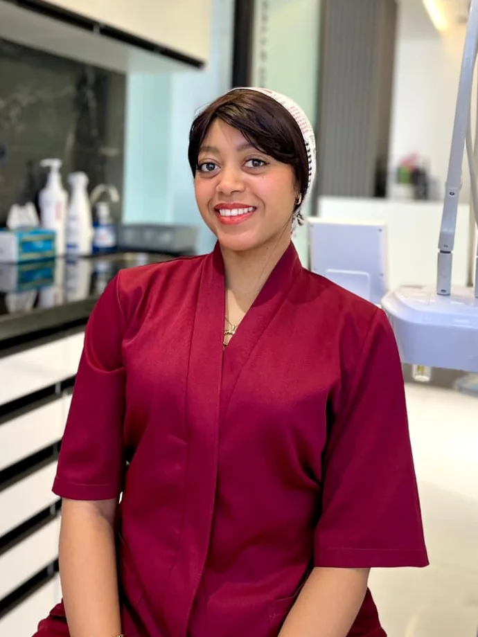 Loubna Abdelachraf, secrétaire médicale du Cabinet Dentaire Ibn Sina à Agadir